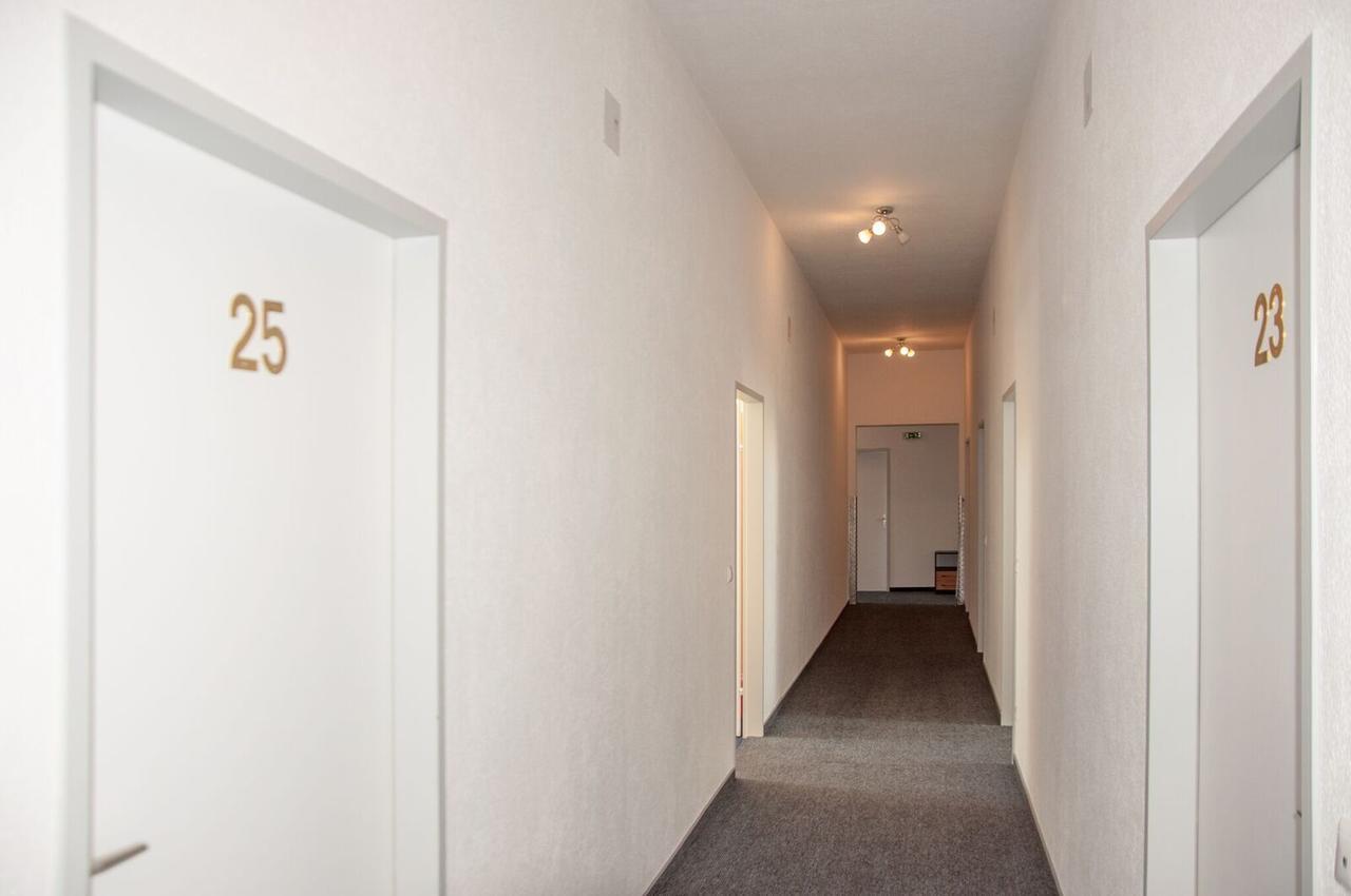 Gasthaus Pension Goldeck Spittal an der Drau Exterior photo